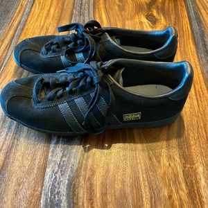 Adidas custom made women’s Gazelle